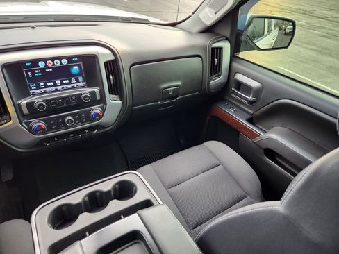 Used 2017 GMC Sierra 1500 SLE w/ SLE Value Package image 15