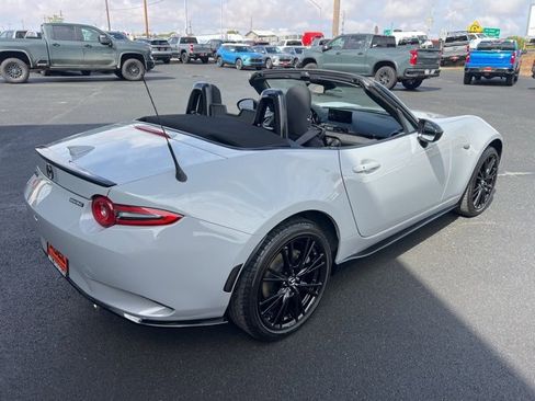 Used 2024 MAZDA MX-5 Miata Club image 5