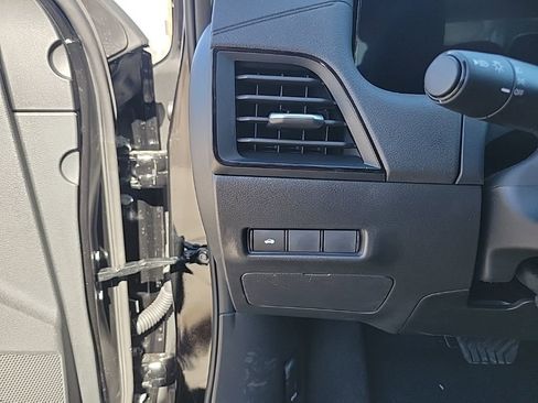 New 2026 Nissan Sentra SR w/ Floor Mat Package image 20