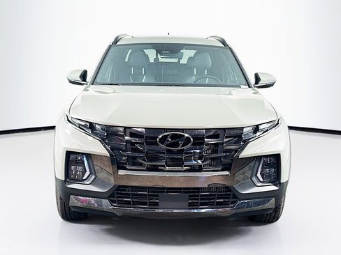 Used 2022 Hyundai Santa Cruz Limited w/ Winter Package AWD/4WD image 2