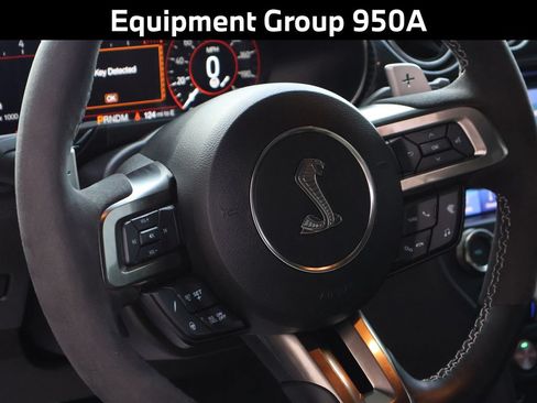 Used 2022 Ford Mustang Shelby GT500 w/ Technology Package RWD image 5