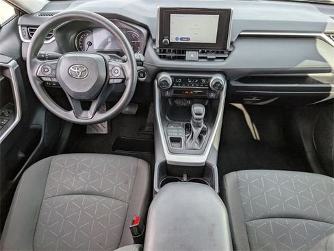 Used 2024 Toyota RAV4 XLE image 9