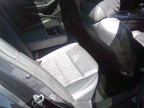 Used 2017 Nissan Maxima Platinum image 8