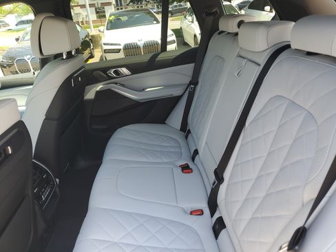 Certified 2024 BMW X5 xDrive40i w/ Premium Package AWD/4WD image 28