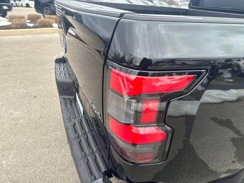 New 2026 Nissan Frontier SV w/ All-Weather Content Package AWD/4WD image 40