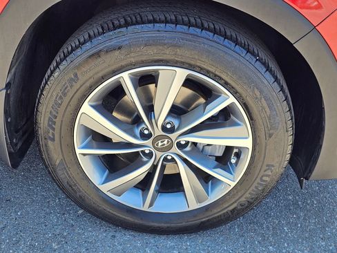 Used 2020 Hyundai Santa Fe Limited FWD image 7