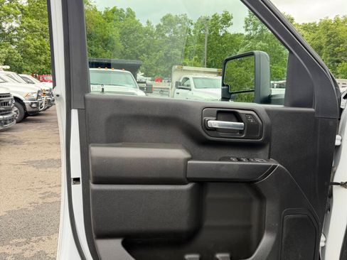 Used 2023 GMC Sierra 3500 Pro w/ Convenience Package AWD/4WD image 29