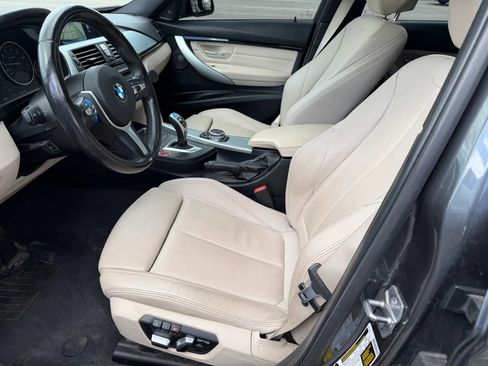 Used 2016 BMW 340i xDrive Sedan AWD/4WD image 11