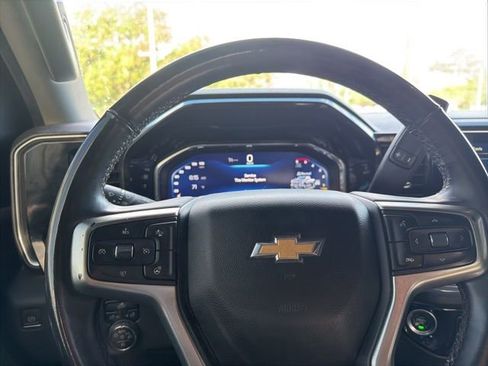 Used 2024 Chevrolet Silverado 3500 LT w/ Convenience Package image 10