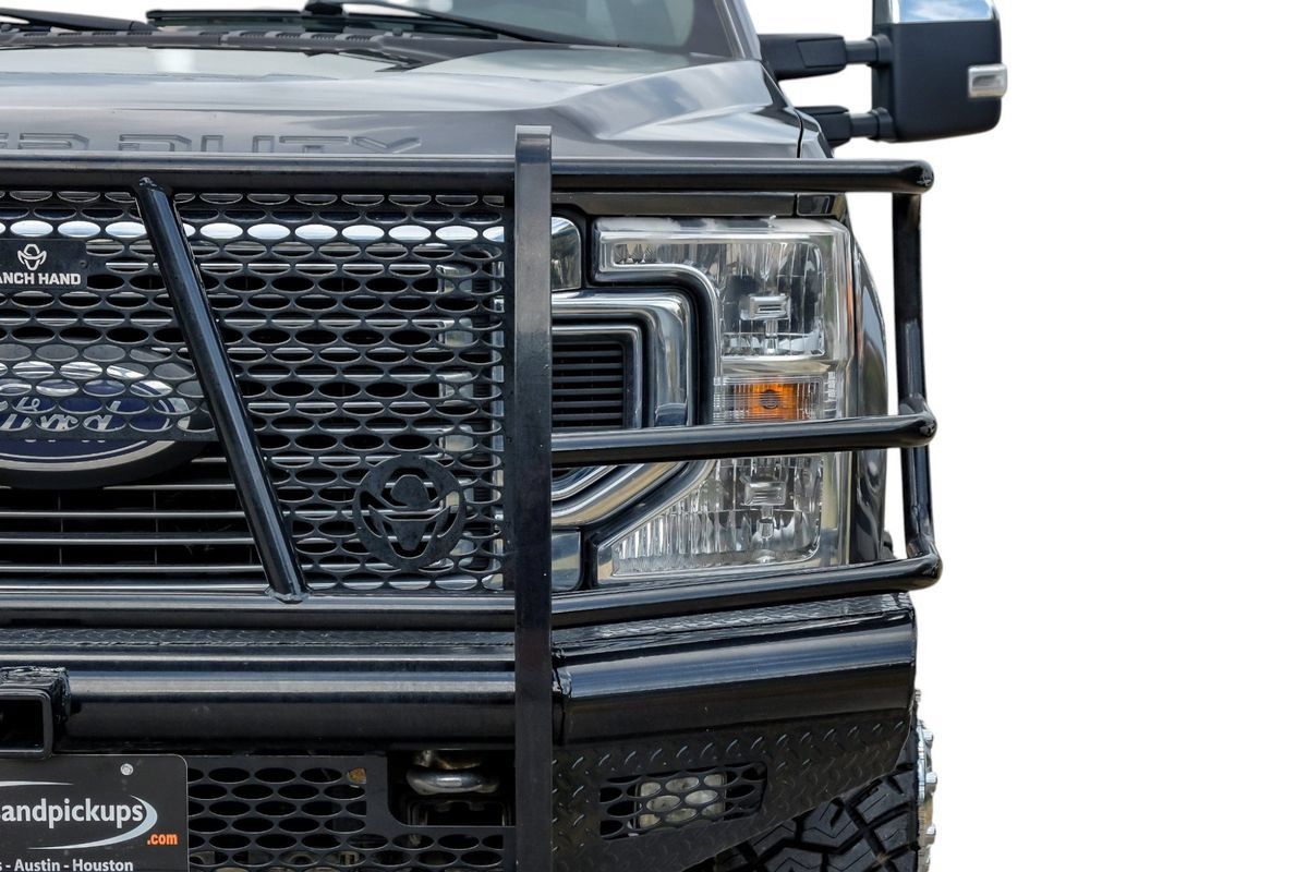 Used 2020 Ford F350 Lariat w/ Chrome Package AWD/4WD image 50