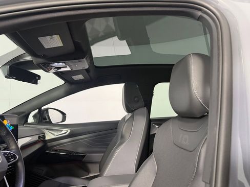 Used 2023 Volkswagen ID.4 Pro S RWD image 23