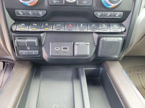 Used 2021 GMC Sierra 1500 Denali w/ Denali Ultimate Package AWD/4WD image 25