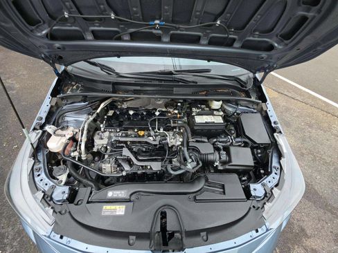 Used 2025 Toyota Corolla LE FWD image 25