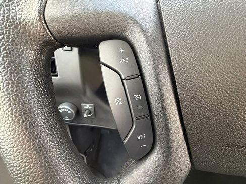 Used 2023 Chevrolet Express 3500 LS image 23