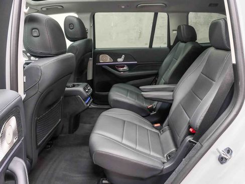 Certified 2026 Mercedes-Benz GLS 450 4MATIC image 21
