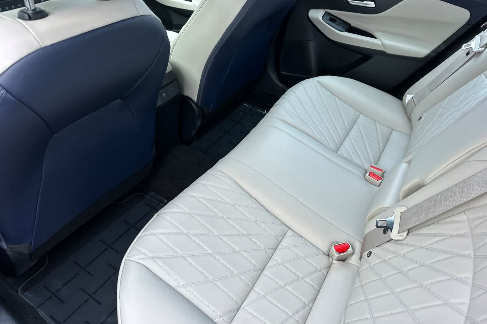 New 2026 Nissan Sentra SL w/ Floor Mat Package FWD image 4