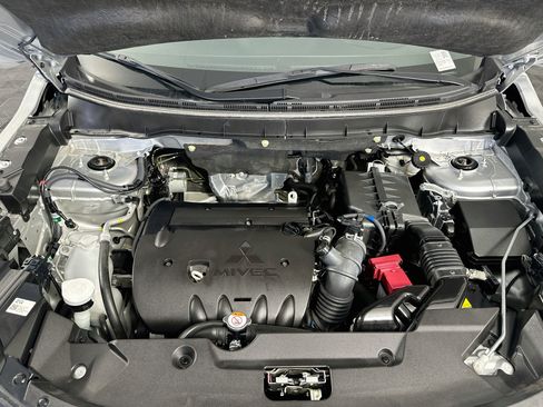 Used 2024 Mitsubishi Outlander Sport AWD image 33
