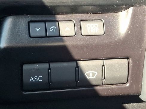 Used 2024 Lexus UX 250h F Sport AWD/4WD image 24