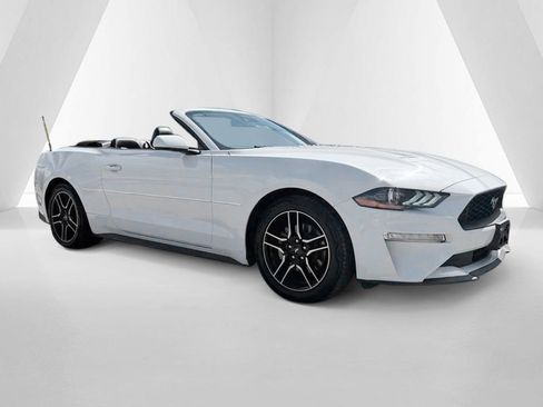 Used 2022 Ford Mustang Premium image 9
