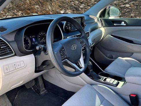 Used 2019 Hyundai Tucson SE image 11