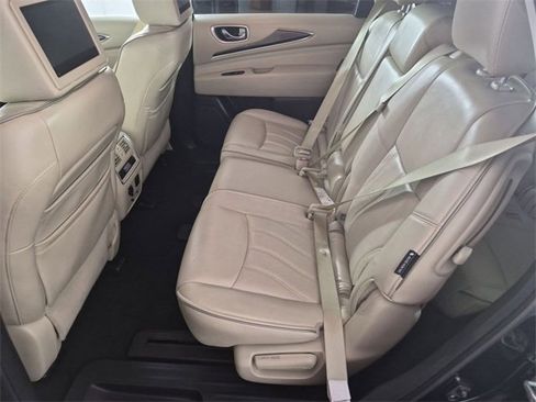 Used 2019 INFINITI QX60 Luxe w/ Essential Package image 26