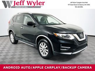 Used 2020 Nissan Rogue SV image 1