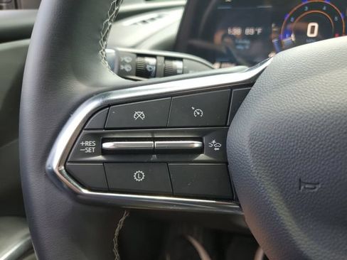 New 2026 Chevrolet Traverse LT w/ Midnight/Sport Edition FWD image 38