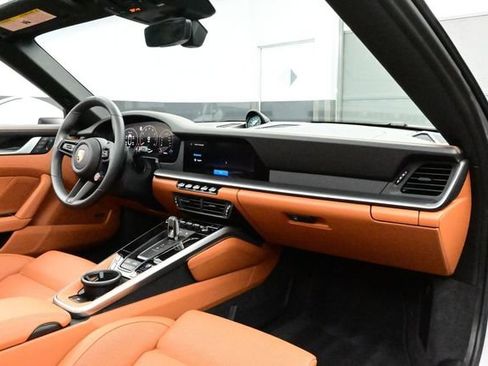 Certified 2026 Porsche 911 Targa 4 GTS AWD/4WD image 16