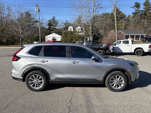 Used 2023 Honda CR-V EX-L image 7