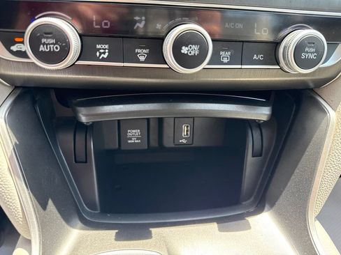 Used 2019 Honda Accord LX image 15