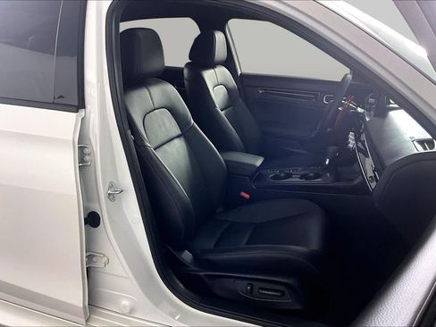 Used 2025 Honda Civic Sport Touring image 9