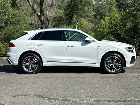 Used 2023 Audi Q8 Premium Plus AWD/4WD image 4