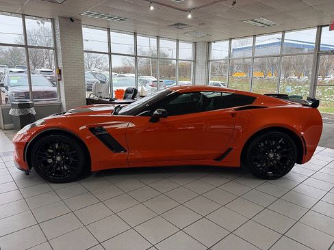 Used 2019 Chevrolet Corvette Z06 image 4