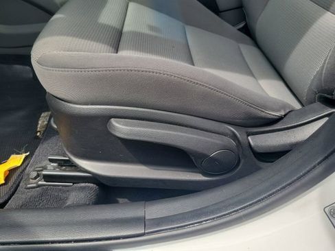 Used 2017 Kia Forte LX FWD image 13