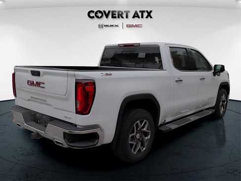 New 2026 GMC Sierra 1500 SLT image 6