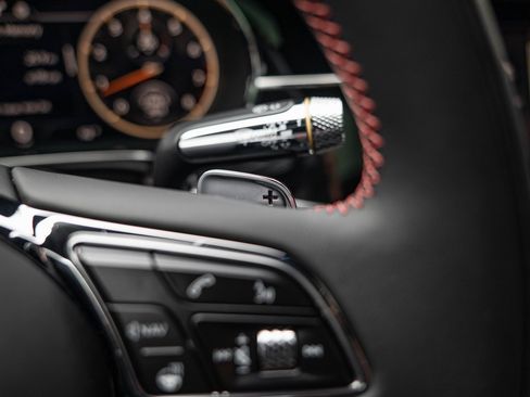 Used 2024 Bentley Flying Spur S V8 image 22