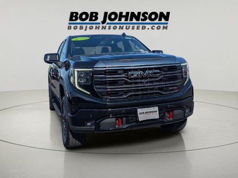 Used 2023 GMC Sierra 1500 AT4 w/ AT4 Premium Package AWD/4WD image 1