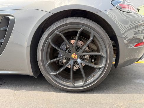 Certified 2025 Porsche 718 Boxster RWD image 10