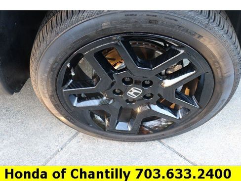 Used 2025 Honda Passport Black Edition image 32