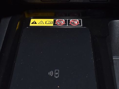 Used 2025 Toyota Camry LE FWD image 23