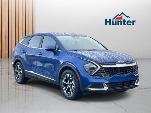 Used 2025 Kia Sportage EX FWD image 1