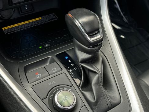 Used 2020 Toyota RAV4 XSE image 23