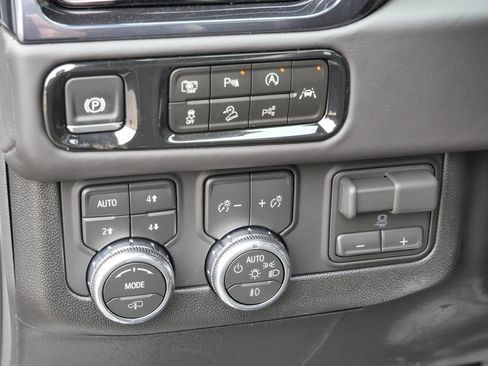 New 2026 GMC Yukon AT4 Ultimate image 45