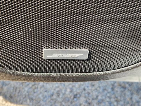 Used 2023 GMC Acadia AT4 w/ Technology Package image 23