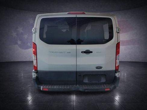 Used 2018 Ford Transit 150 XLT RWD image 4