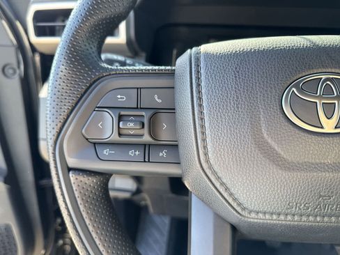 New 2025 Toyota Tacoma SR w/ SR Upgrade Package AWD/4WD image 28