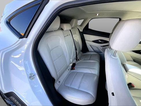 Used 2022 Jaguar E-PACE SE AWD/4WD image 21