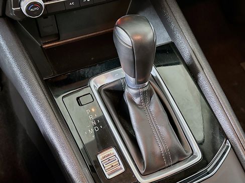 Used 2025 MAZDA CX-5 AWD 2.5 S w/ Select Package image 24