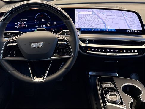 New 2026 Cadillac Lyriq Sport w/ LPO, ONYX Package RWD image 15