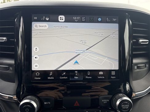 Used 2024 RAM 1500 Laramie image 24